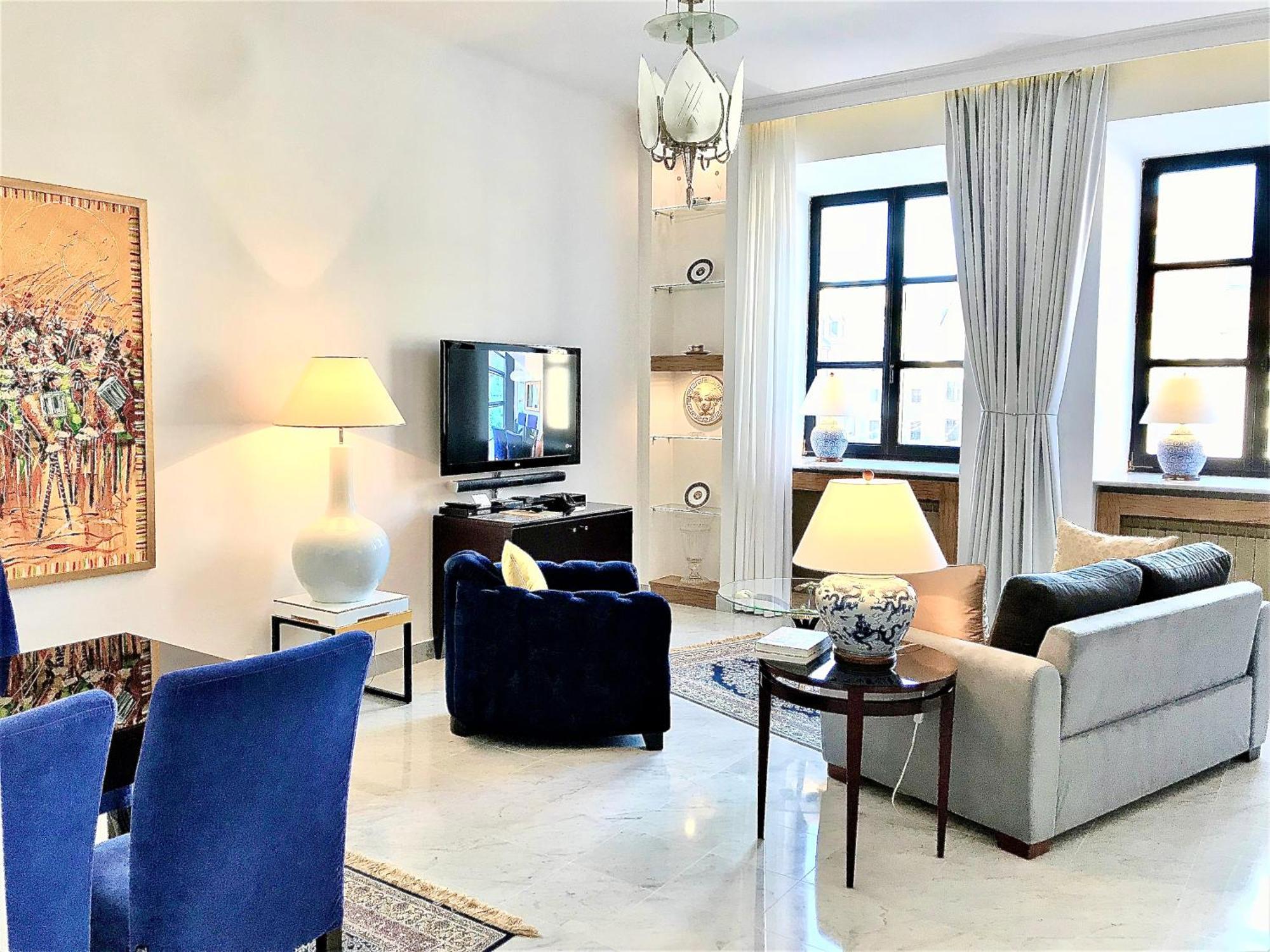 Mondrian Luxury Suites & Apartments Old Town Varşova Oda fotoğraf