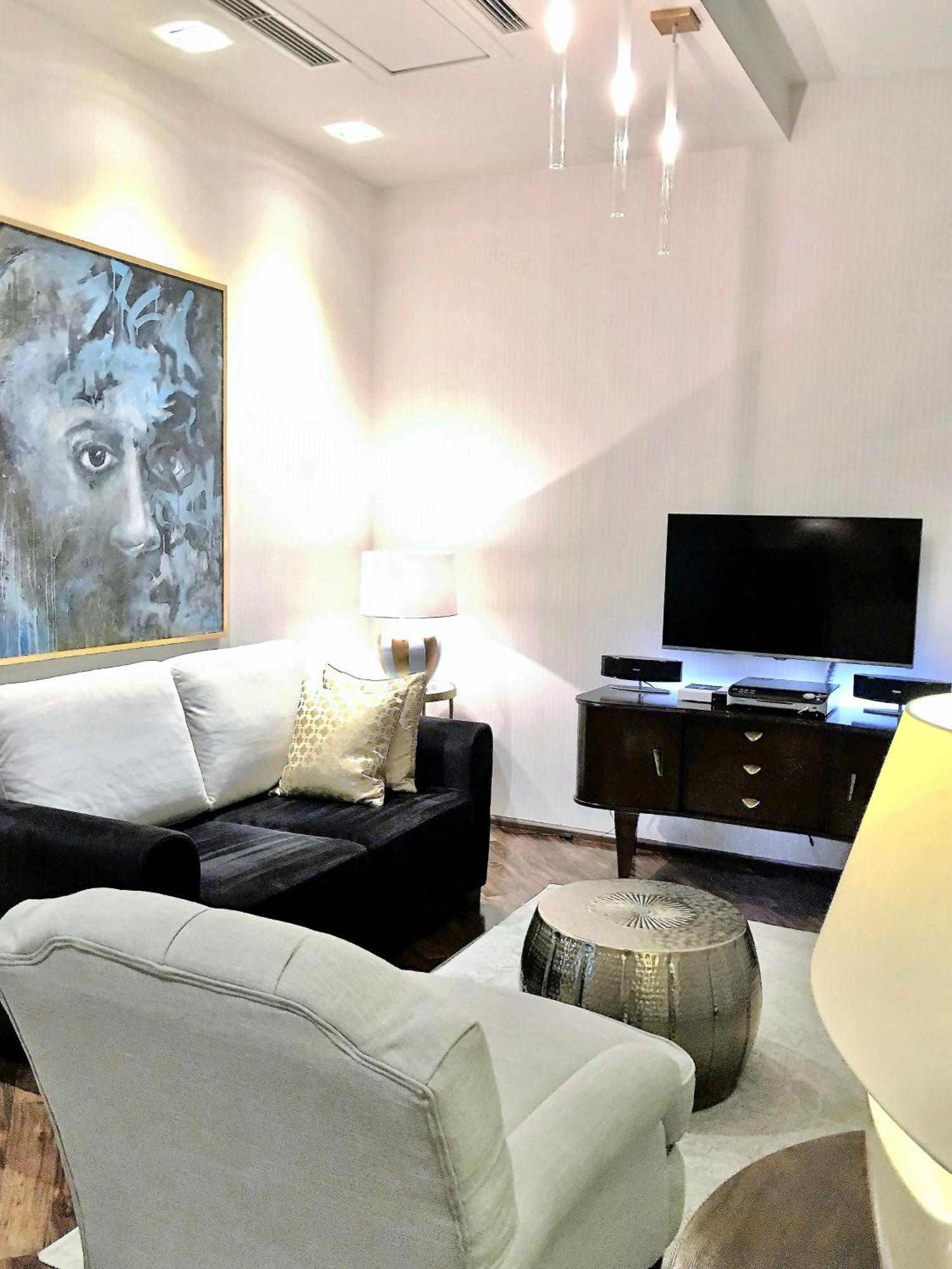 Mondrian Luxury Suites & Apartments Old Town Varşova Oda fotoğraf